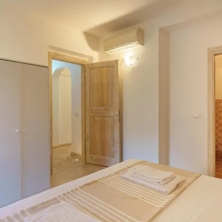 Porto Cervo-cala Del Faro 110 Апартаменты